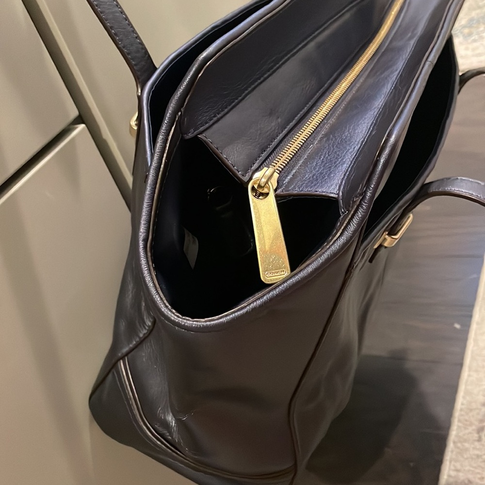 Coach Purse - Picture 7 of 15